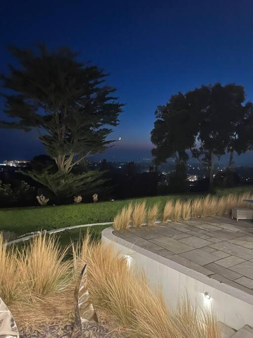The Bolt Hole Hythe Panoramic Coast And Sea Views Villa Exterior photo